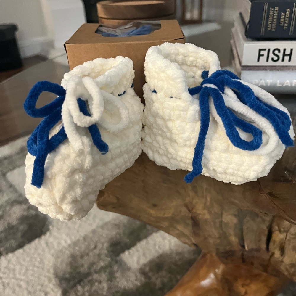 Cozy White Baby Booties with Blue New handmade crochet
